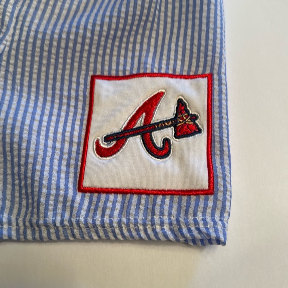 NWT Seersucker Atlanta Braves
embroidery boy swim trunks 12 months - Picture 4 of 4